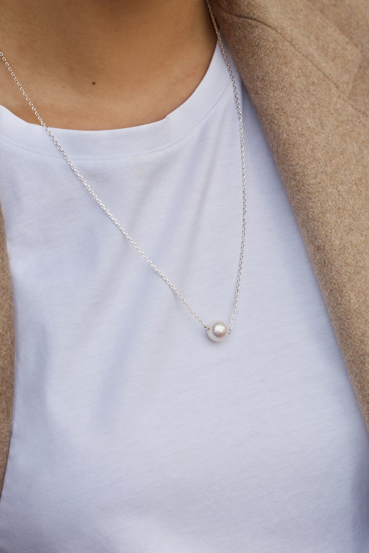 (MONDAY EDITION) THE ONE PEARL NECKLACE