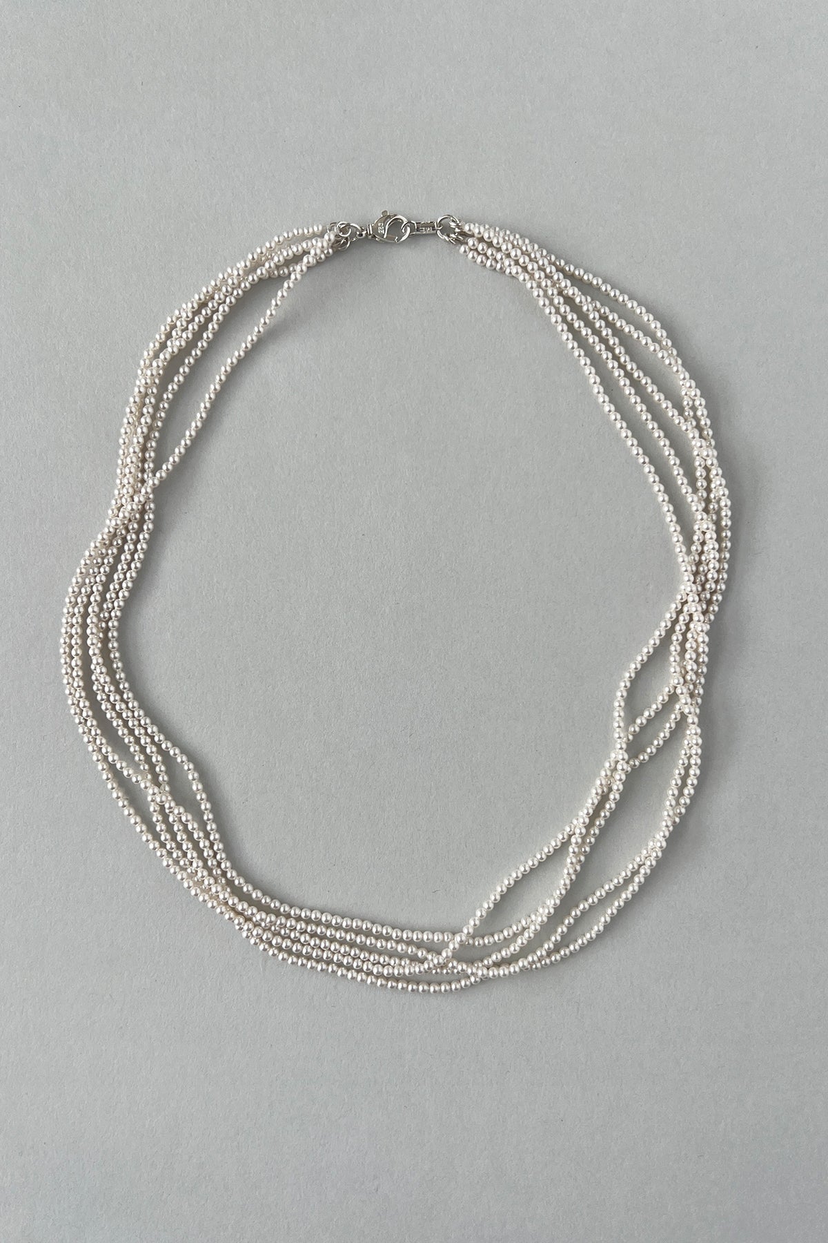 (MONDAY EDITION)
[MJxME] PETITE PEARL BUNCH NECKLACE