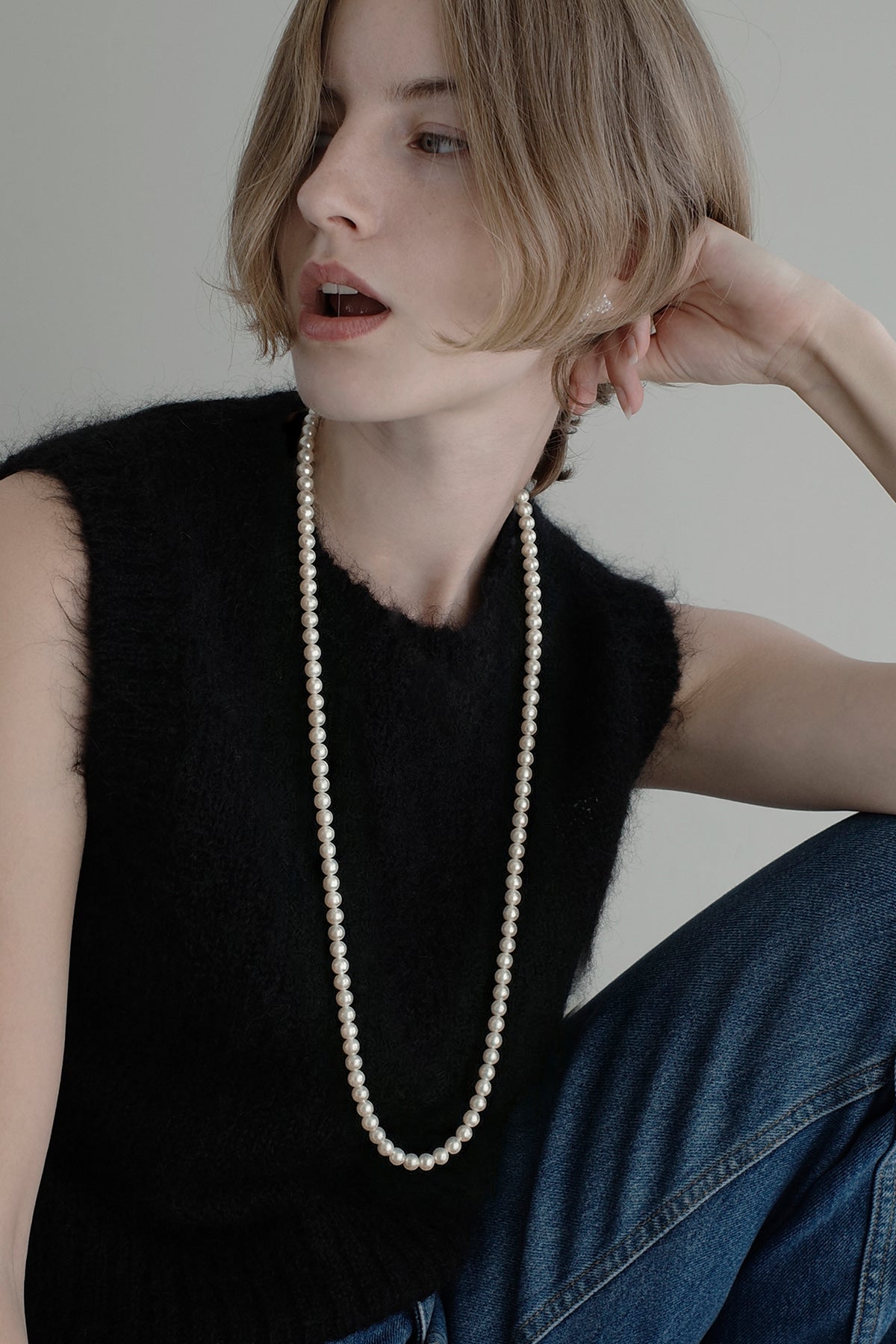 ( MONDAY EDITION )
 THE LONG PEARL NECKLACE 6MM