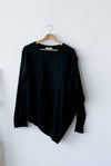 ( WHITE / BLACK ) IRREGULAR LONG SLEEVE TOP *LAST 2*