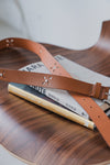 ( BROWN / BLACK ) CUTOUT FLOWER LEATHER BELT