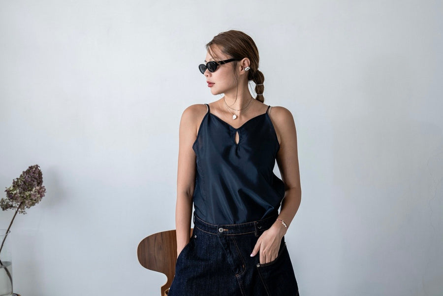 BLACK VINTAGE SILKY CAMI *LAST ONE*