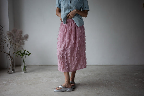 ( ROSE PINK / BLACK ) RUFFLE CHIFFON MIDI SKIRT *LAST ONE*
