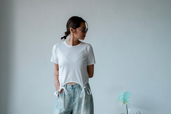 ( BLACK / WHITE ) RIBBON TEE *LAST 2*