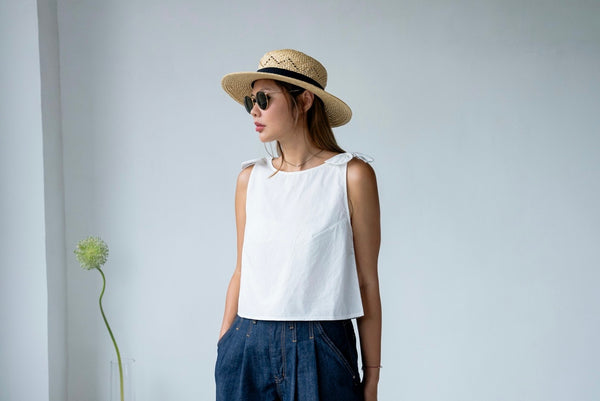 WHITE BOW KNOT VEST *LAST ONE*