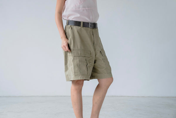 BEIGE  OVERSIZED CARGO SHORTS 🌟BEST BUY🌟