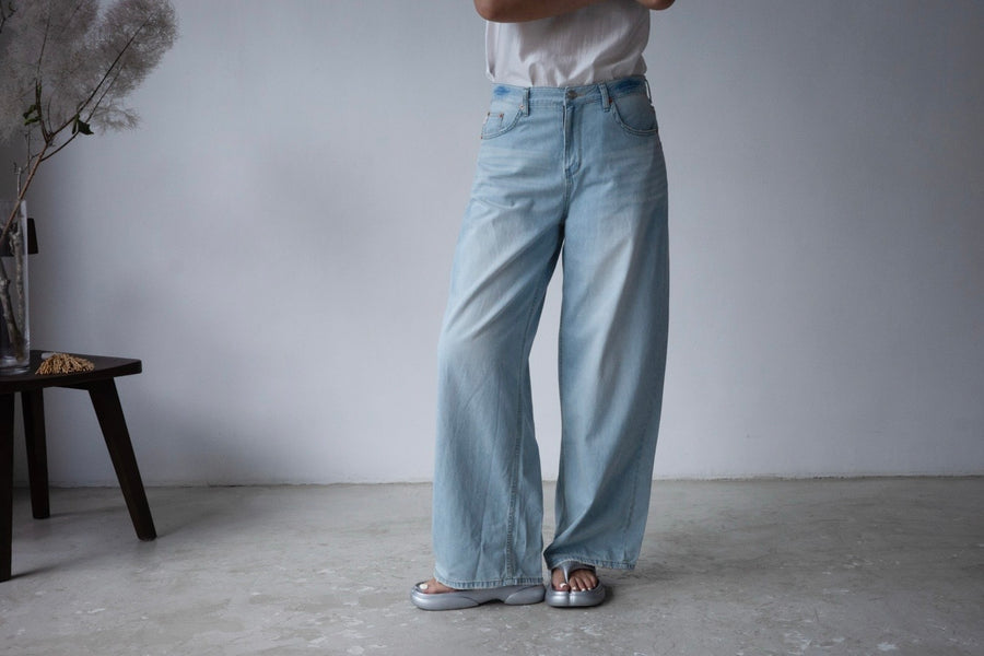 LIGHT WASHED SOFT DENIM ⭐️BEST BUY⭐️