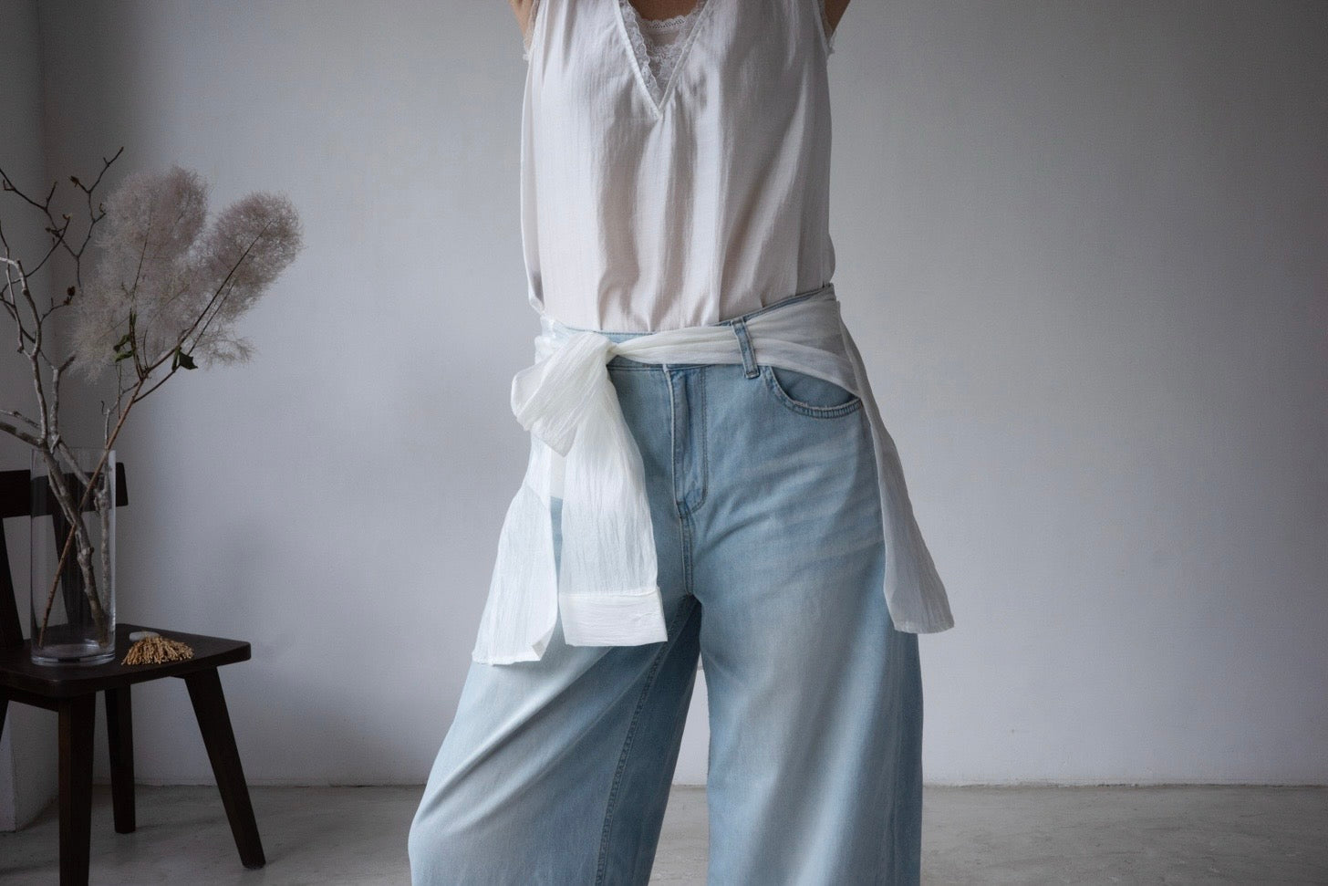 WHITE CHIFFON SLEEVE WRAP