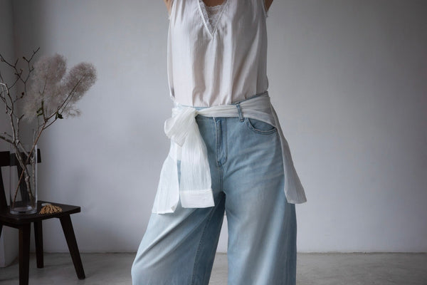 WHITE CHIFFON SLEEVE WRAP