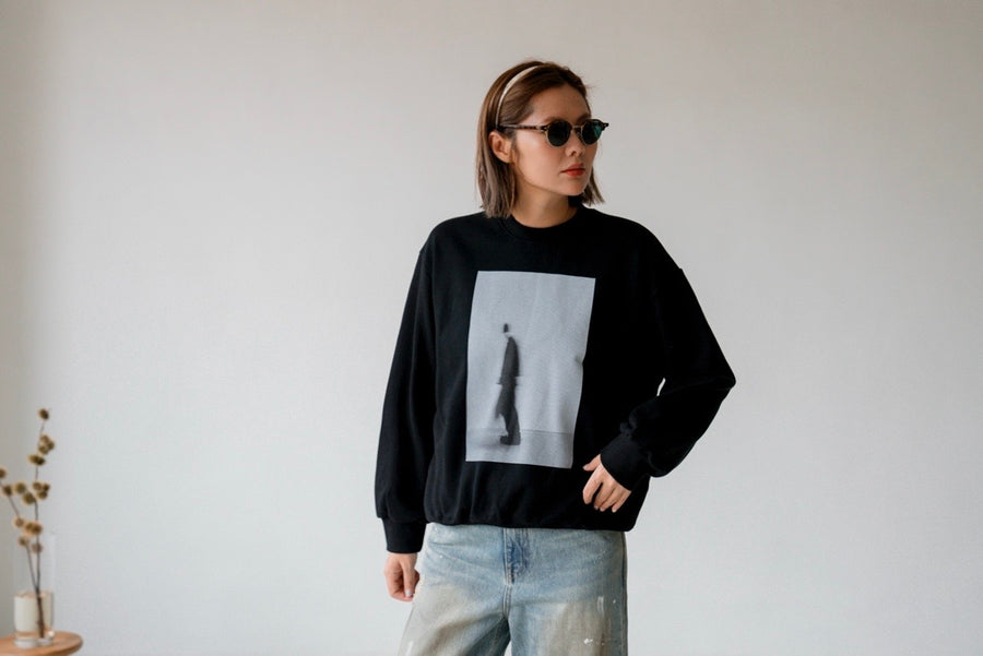 BLACK SQUARE PORTRAIT SWEATSHIRT *LAST 2*