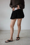 ( BEIGE / BLACK ) WRINKLED BALLON SHORTS