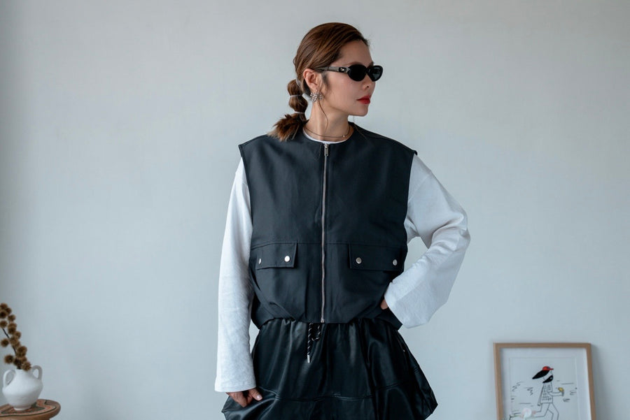 BLACK SATIN BALLON VEST