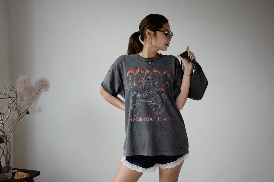 VINTAGE WASHED GREY DISTRESSED AC/DC BAND TEE ⭐️BEST BUY⭐️
