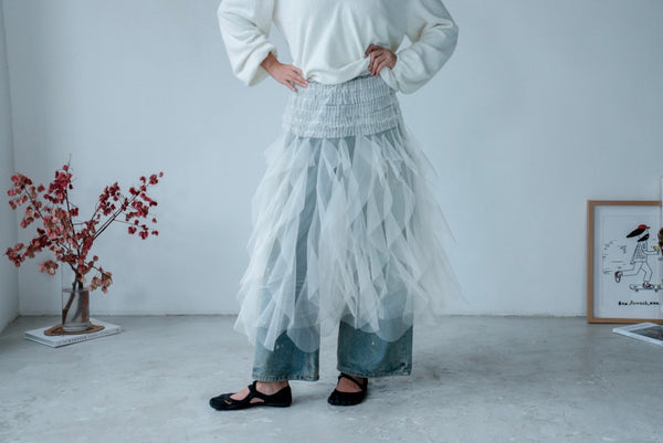 IVORY MESH SKIRT *LAST 2*