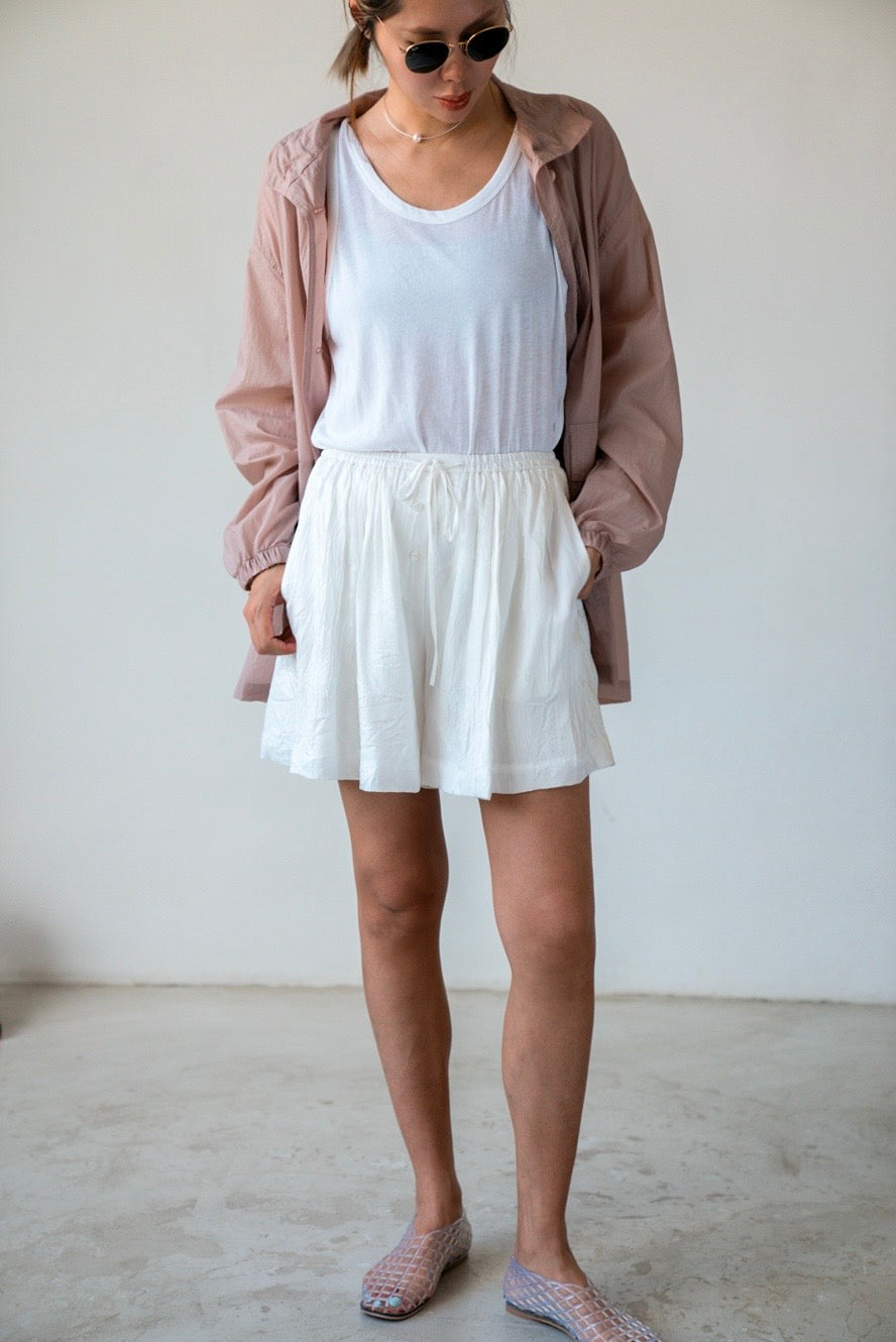 ( WHITE / BLACK ) WRINKLED SATIN SHORTS 🌟