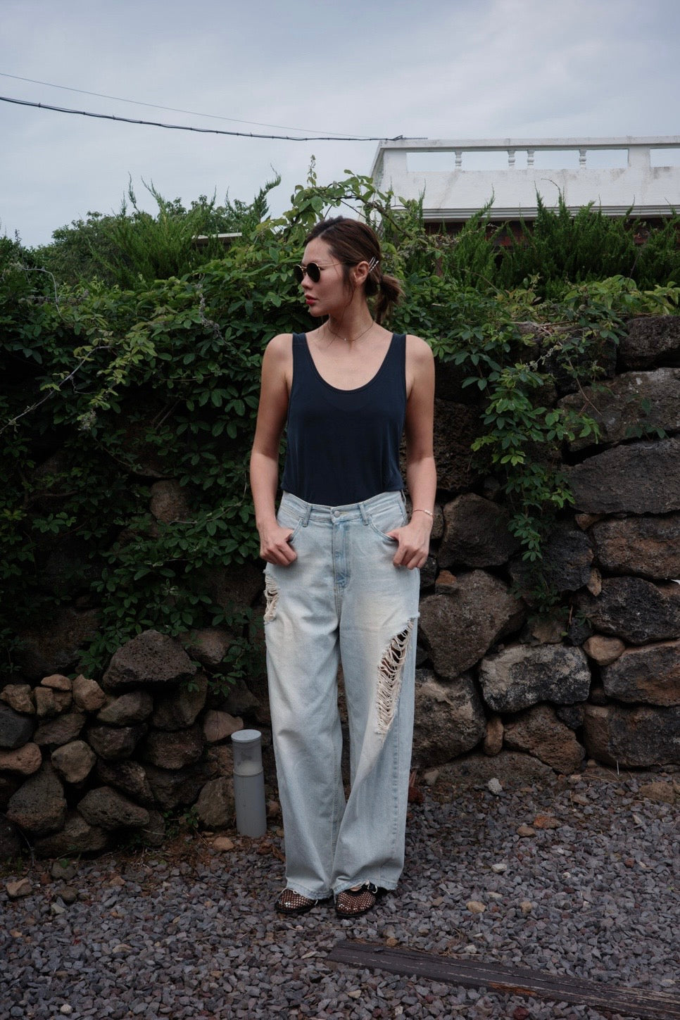 ( WHITE / NAVY ) MODAL BASIC VEST  🌟BEST BUY🌟