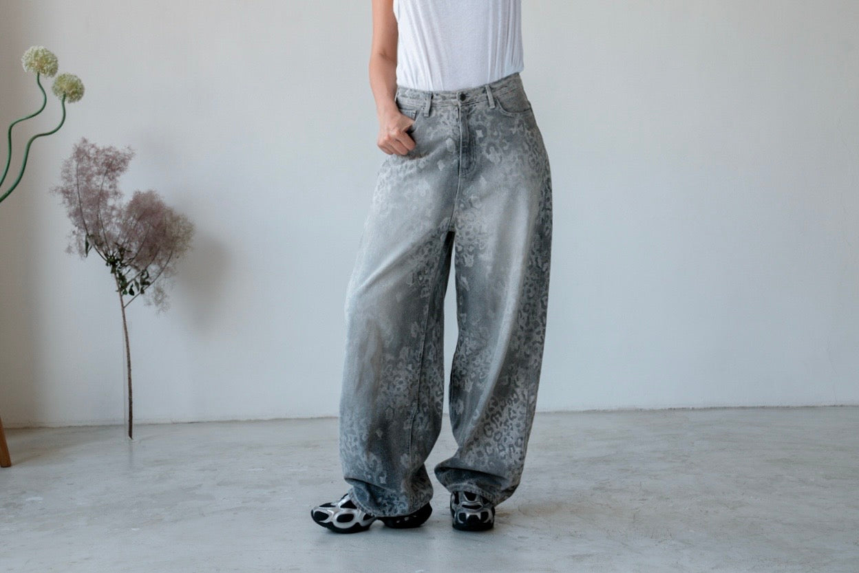 GREY LEOPARD LACE WIDE LEG JEANS 🌟BEST BUY🌟