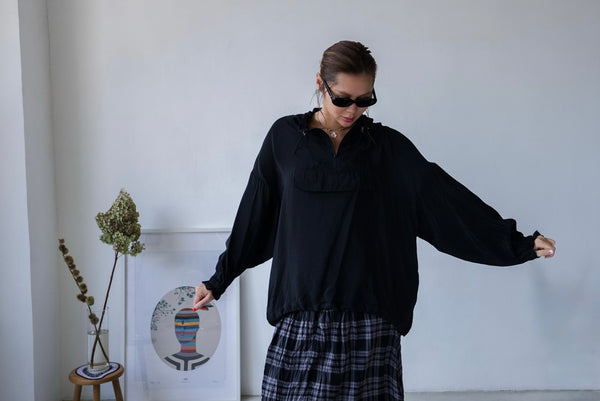 BLACK SILKY JUMPER *BEST BUY*