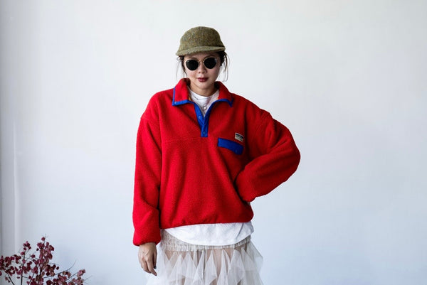 RED RETRO FLEECE JUMPER *LAST ☝🏽 *