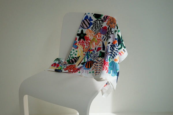 MARINE SATIN SQUARE SCARF 🐡