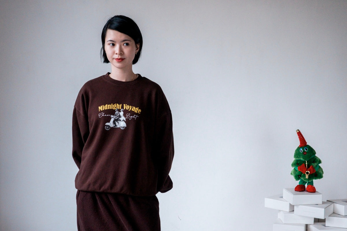 BROWN VINTAGE CAR SWEATSHIRT