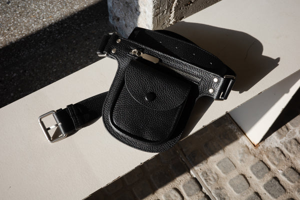 BLACK CAVIER WASIT BAG *LAST 2*