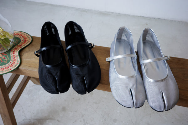( SILVER / BLACK ) TABI MARYJANE ( PRE ORDER )