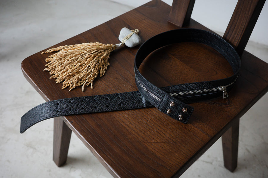 BLACK ZIPPER LEATHER BELT ( PRE ORDER )