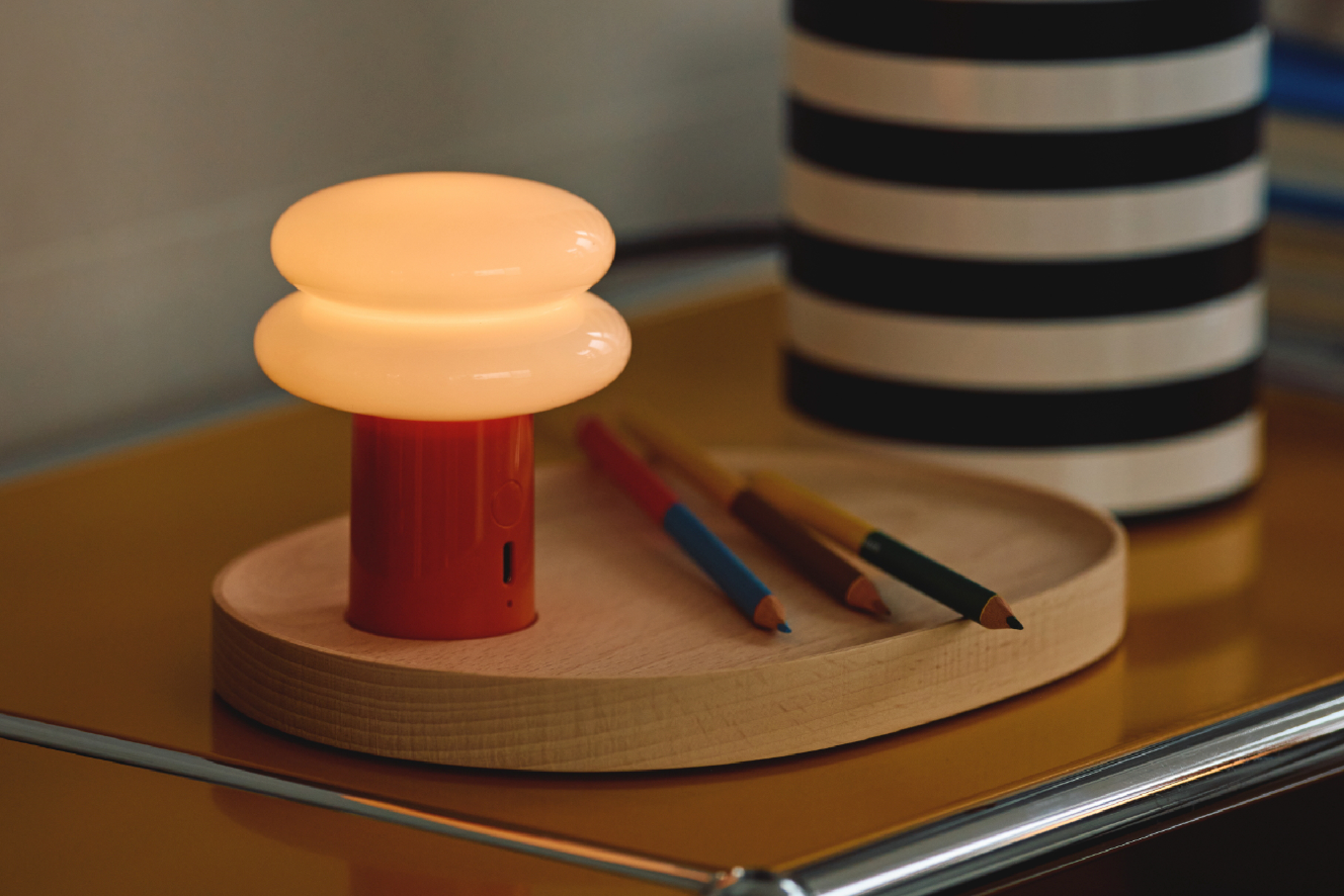 DOCKING STATION 03 WOOD TRAY