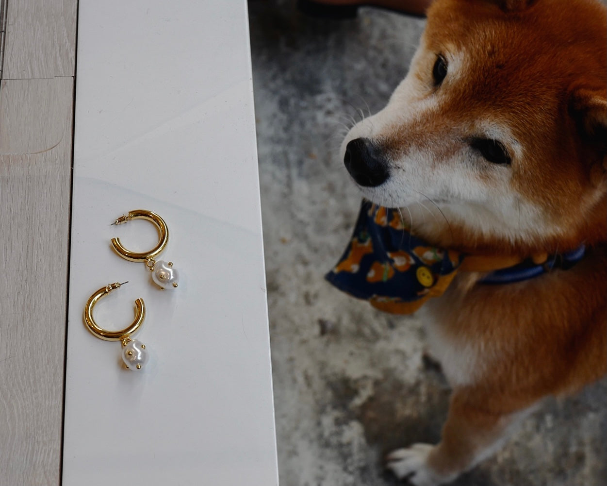 GOLD PEARL EARRING *LAST ONE*